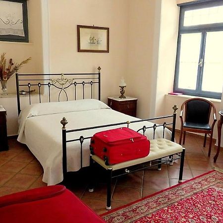 Phaedra Hotel Hydra  Esterno foto
