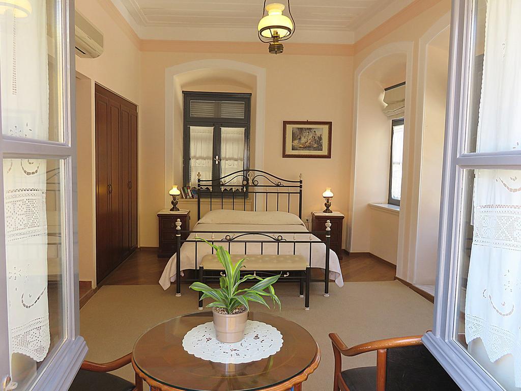 Phaedra Hotel Hydra  Esterno foto