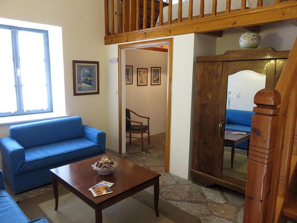 Phaedra Hotel Hydra  Esterno foto