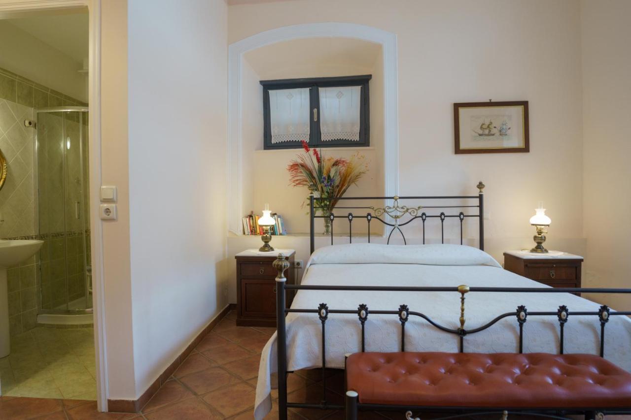 Phaedra Hotel Hydra  Esterno foto