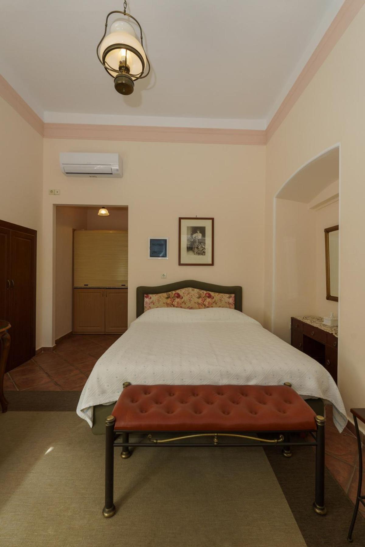 Phaedra Hotel Hydra  Esterno foto