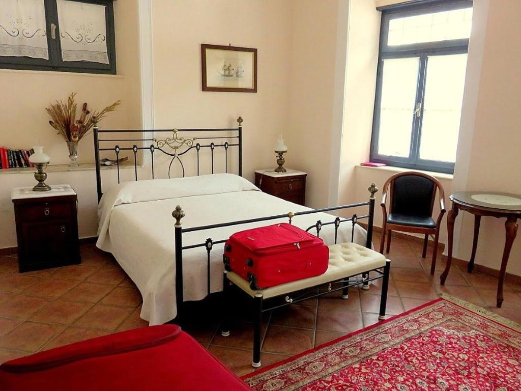 Phaedra Hotel Hydra  Esterno foto